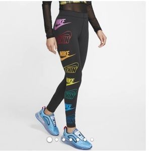 Brand new tags attached size L nike leggings